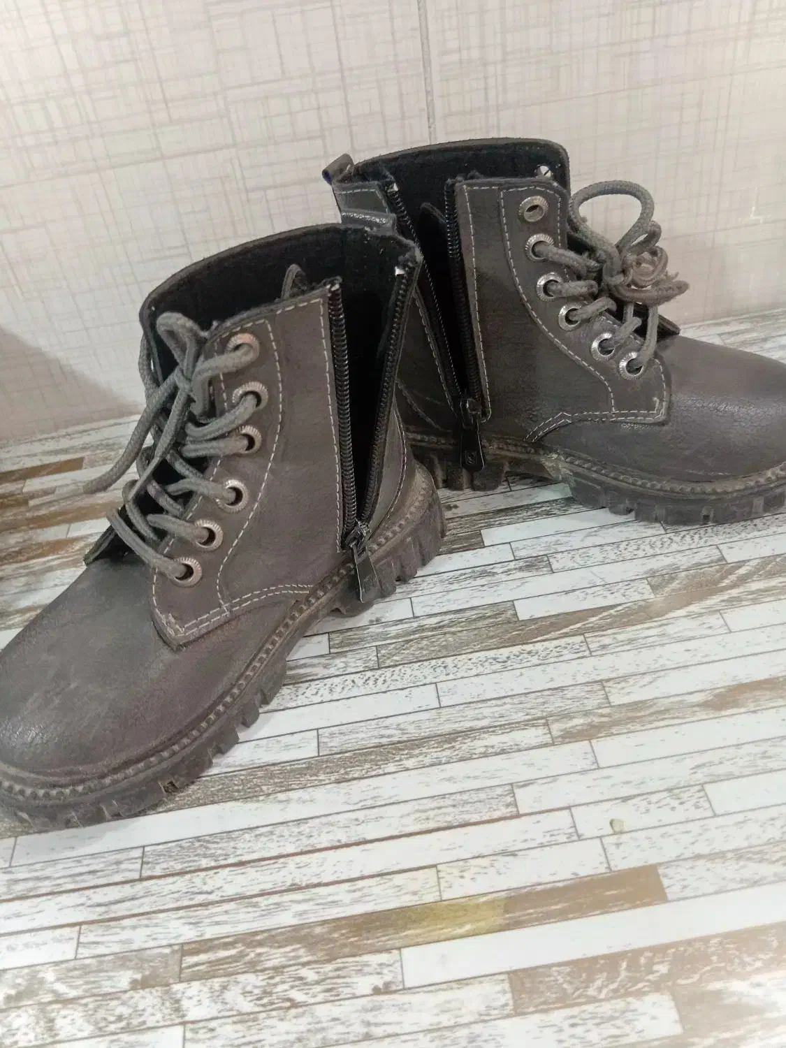 بوت بچه گانه سایز ۲۷|کفش و لباس بچه|شهریار, کردزار|دیوار