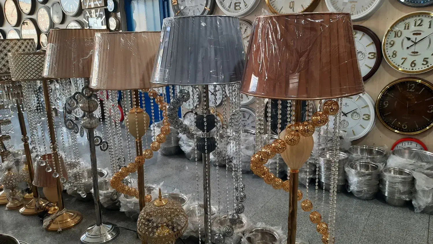 انواع اباژور ایستاده و رومیزی|چراغ خواب و آباژور|تبریز, |دیوار