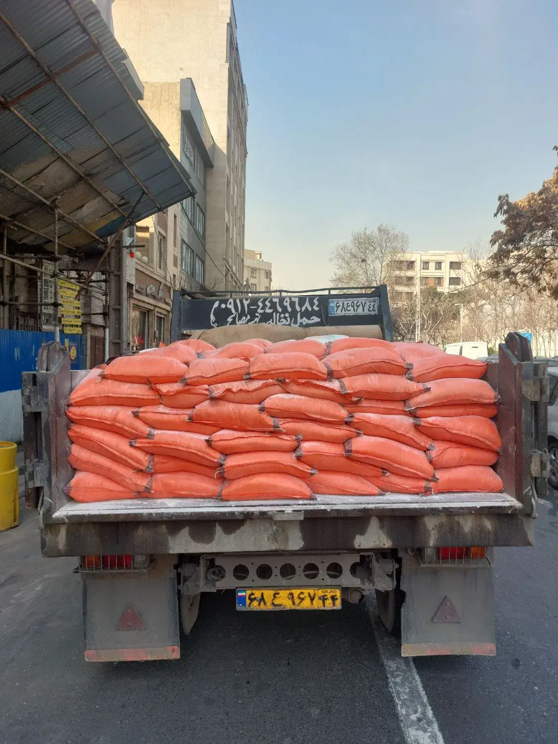 حمل نخاله و تهیه مصالح|خدمات حمل و نقل|تهران, خاک سفید|دیوار