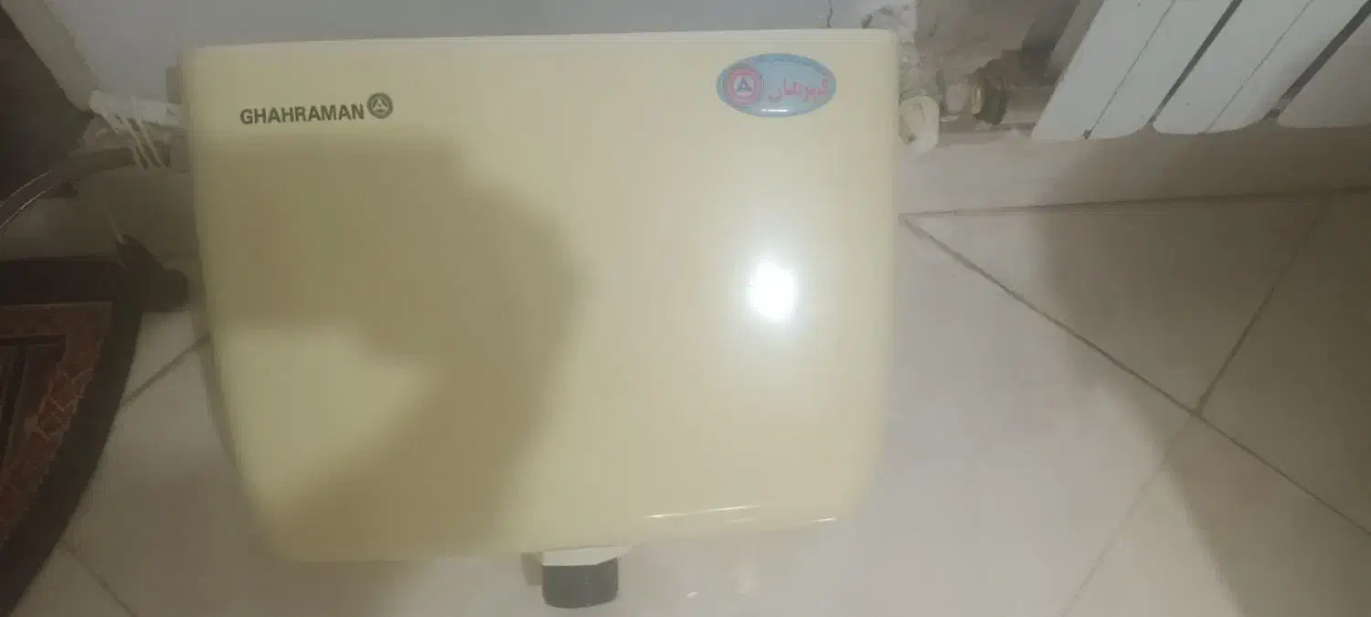 فلش تانک قهرمان دو عدد|لوازم سرویس بهداشتی|هشتگرد, فاز ۲ مهستان|دیوار