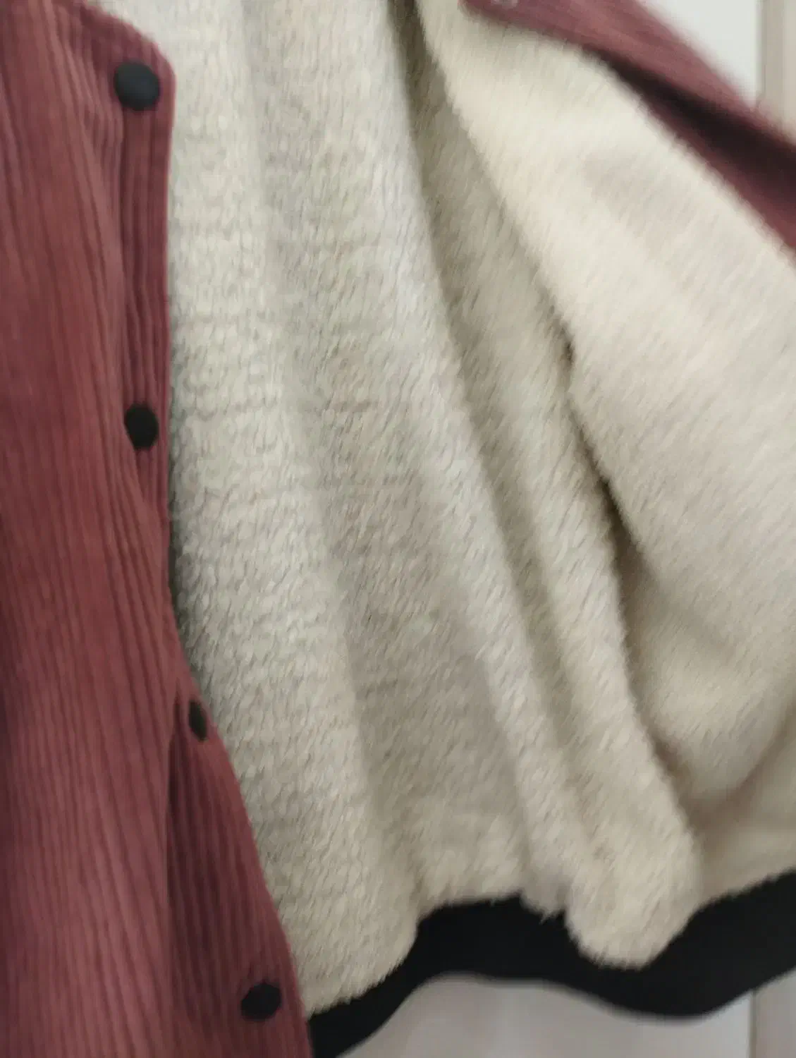 کاپشن صورتی|لباس|اردبیل, |دیوار