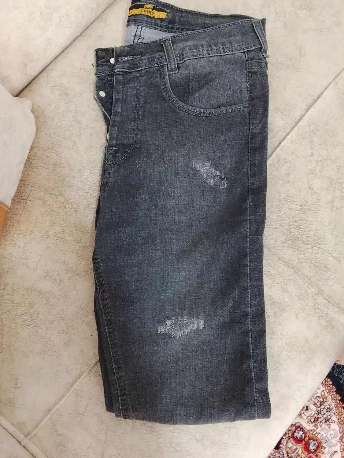 شلوار لی نو|لباس|خوی, |دیوار