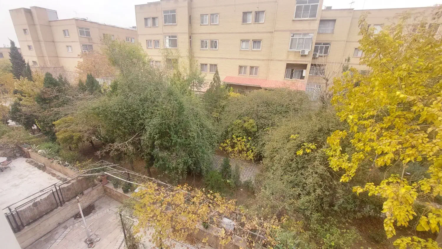 ۱۱۰ متری دو خوابه شهرک بهشتی