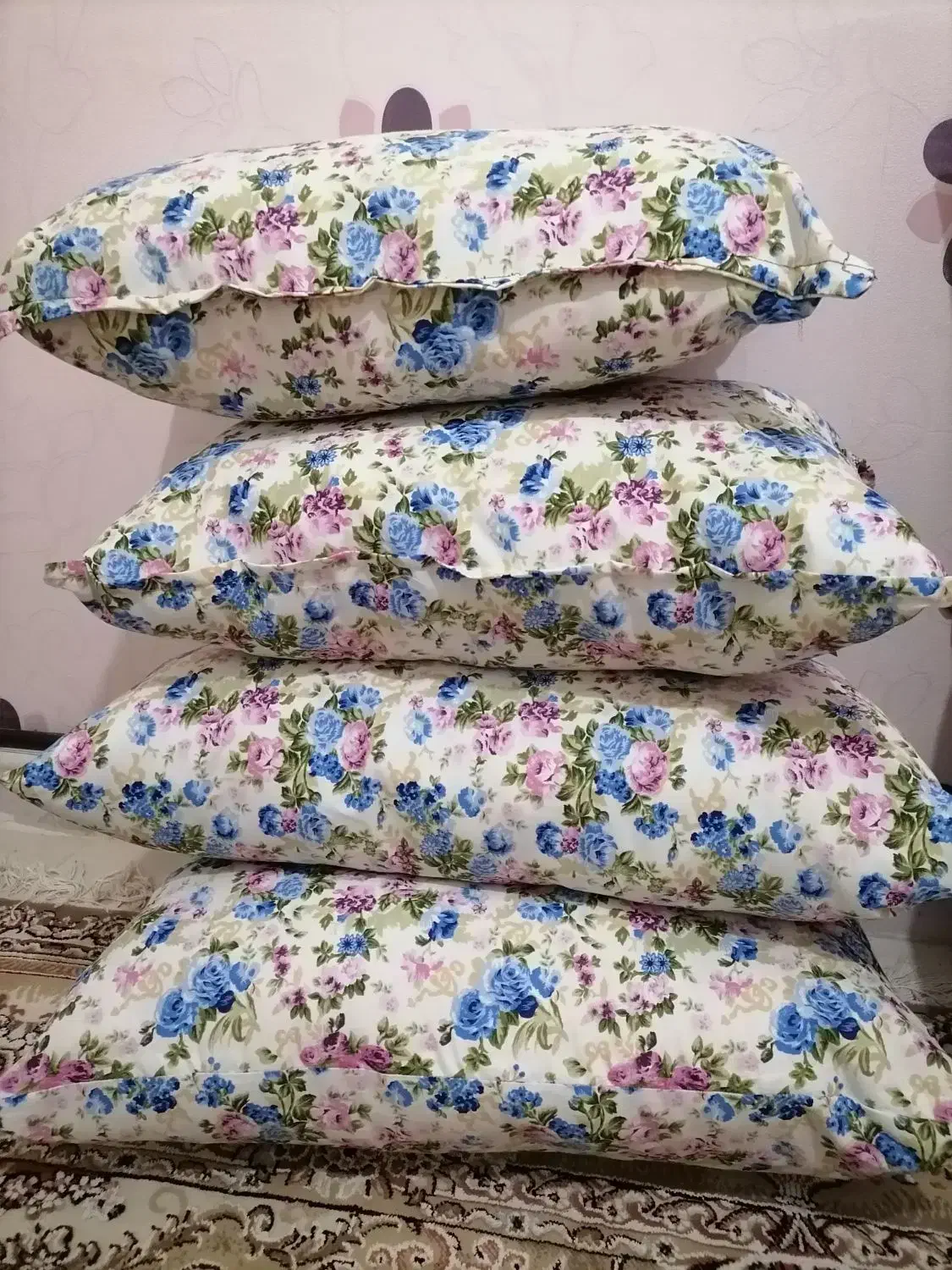 بالش|سرویس روتختی|کرج, حصارک بالا|دیوار