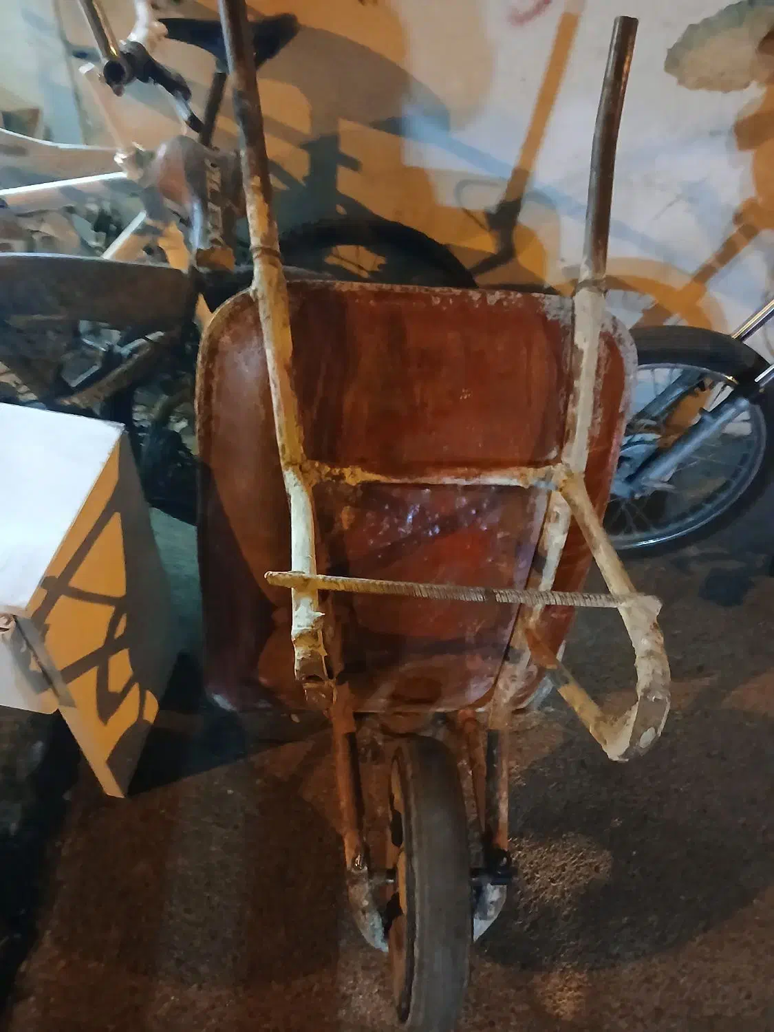 فرقون فرغون|مصالح و تجهیزات ساختمان|شیراز, شهرک سعدی|دیوار