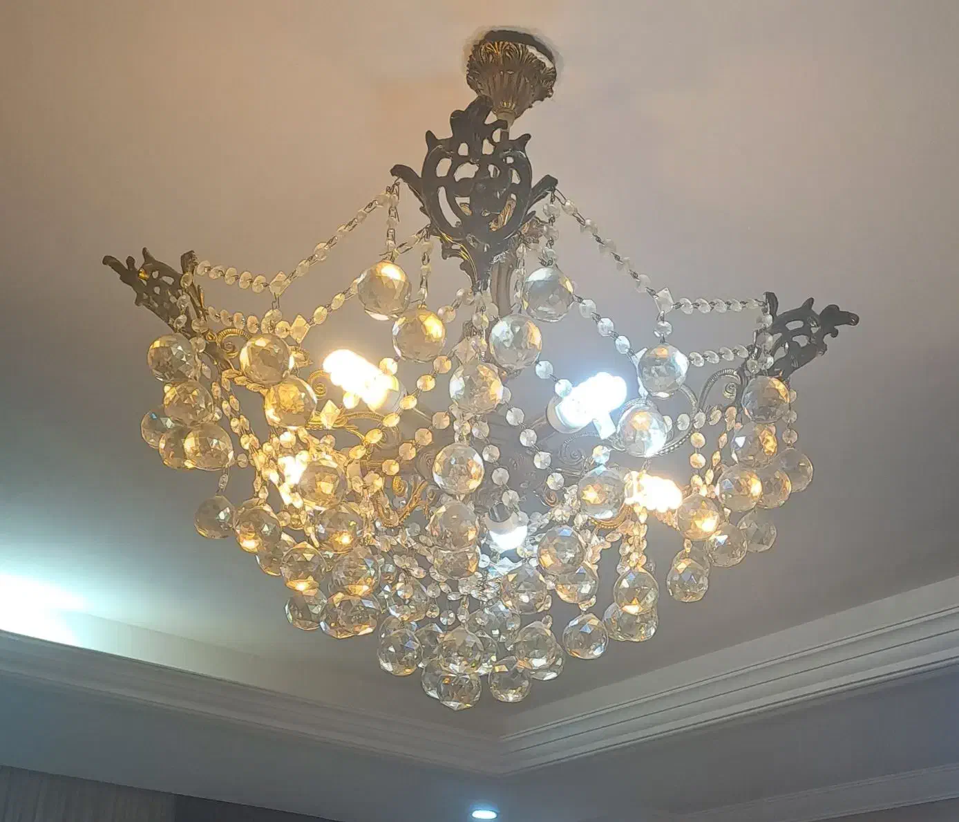 لوستر|لوستر و چراغ آویز|کیش, |دیوار