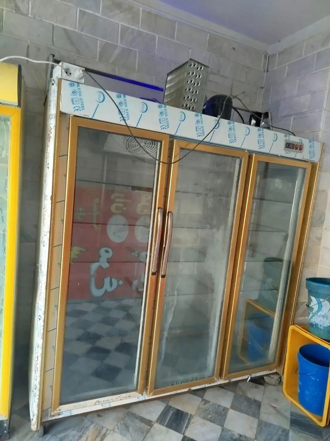 فروش یه دستگاه یخچال مغازه|یخچال و فریزر|کرمانشاه, |دیوار