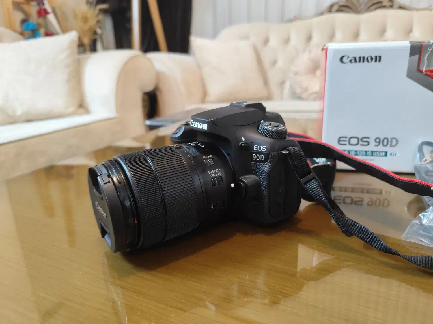 دوربین 90d کانن و لنز 135*18 usm در حد آکبند|دوربین عکاسی و فیلم‌برداری|قدس, شهر‌قدس|دیوار