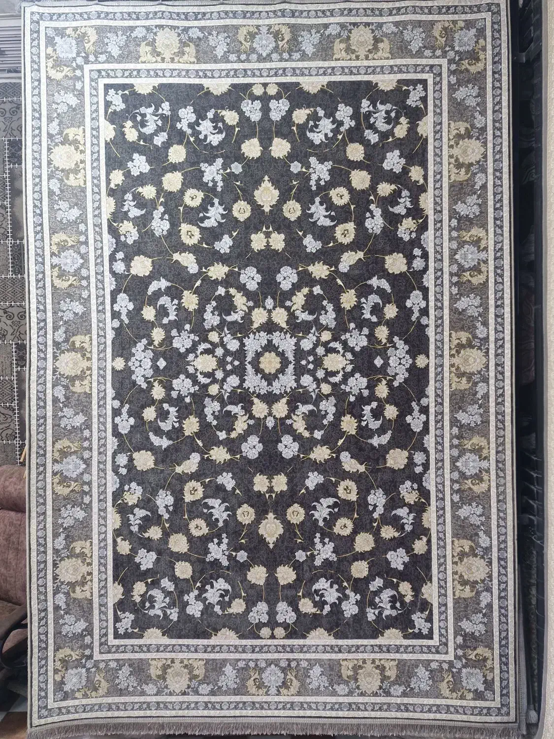 فرش ۱۲۰۰ تراکم ۳۶۰۰|فرش|ارومیه, |دیوار