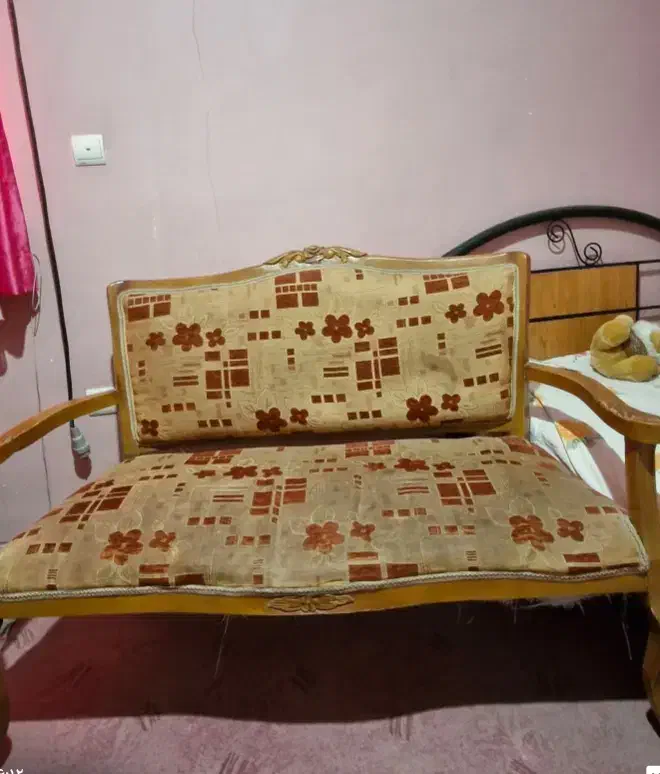 مبل ال و مبل دسته چوبی|مبلمان خانگی و میز عسلی|شیراز, فخرآباد (دروازه کازرون)|دیوار