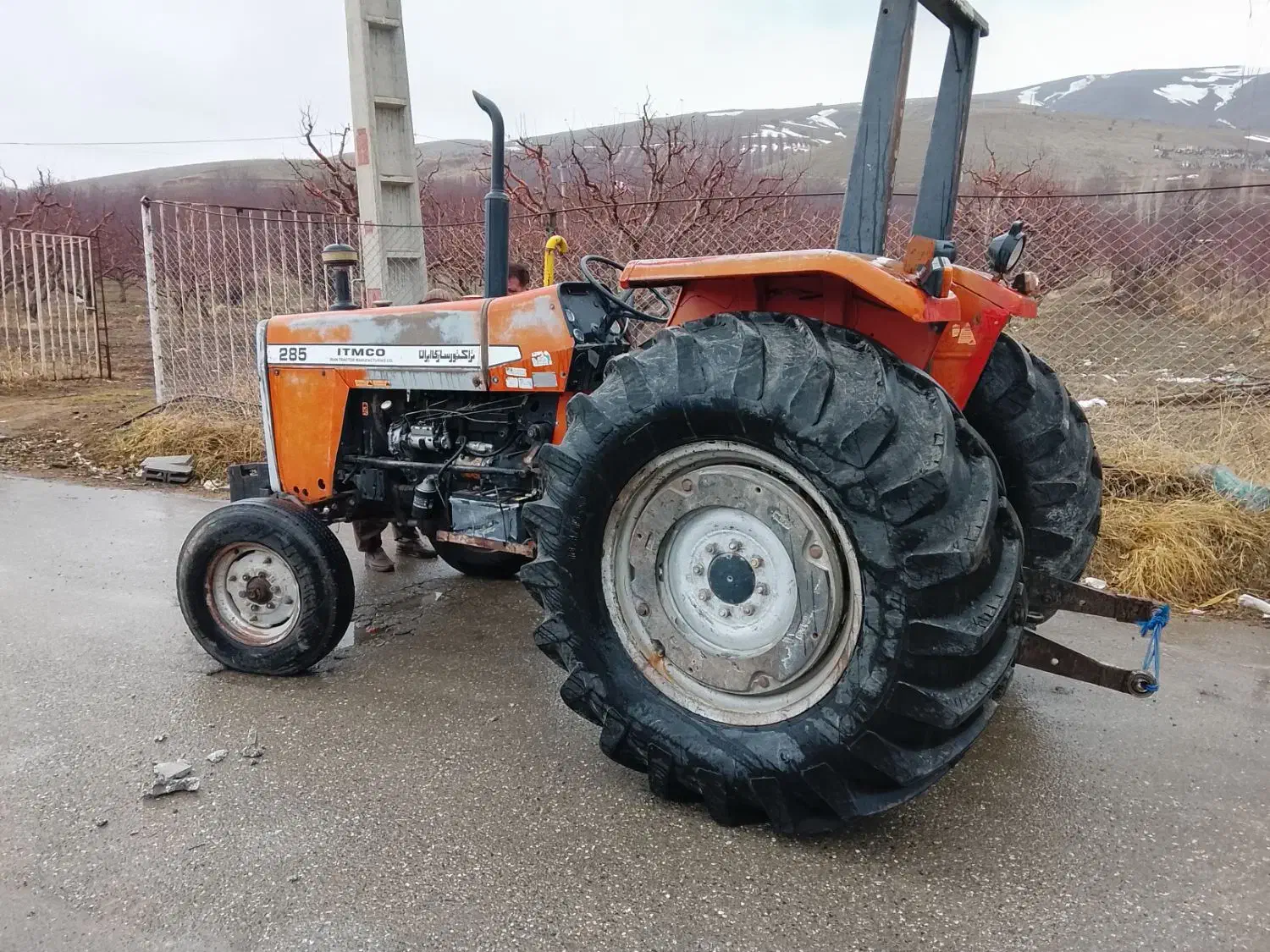 فرگوسن مدل 82|خودرو سنگین|اشنویه, |دیوار