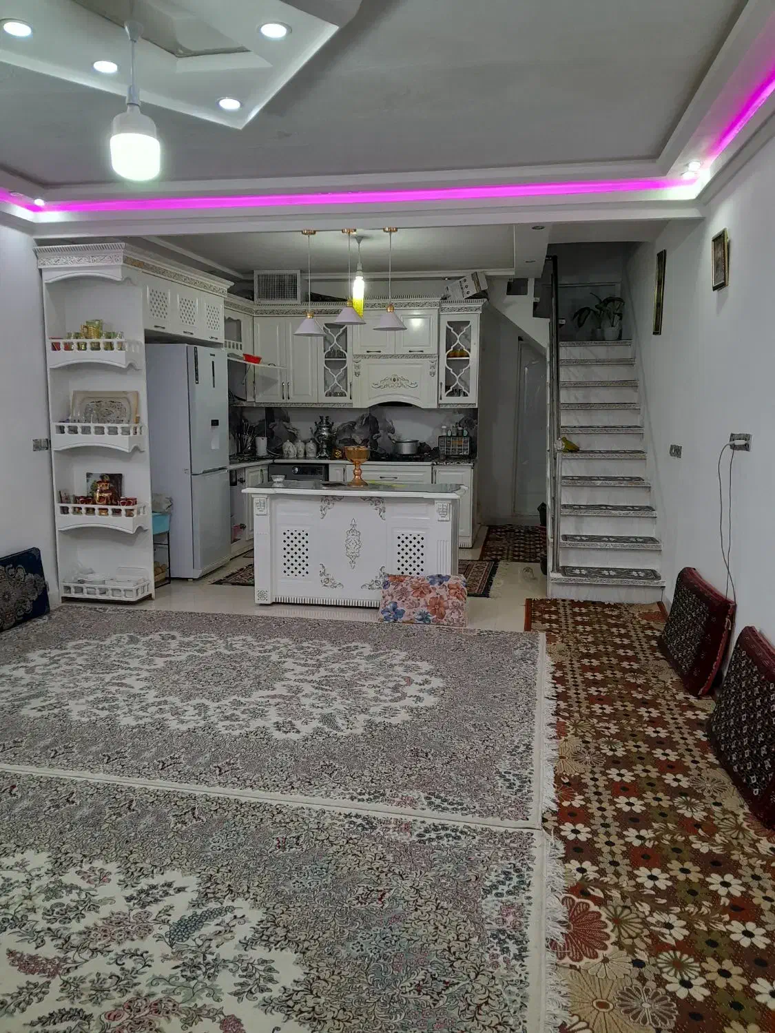 خانه فروشی فوری در خدمت دوستان هستیم|فروش آپارتمان|تربت‌حیدریه, طالقانی|دیوار