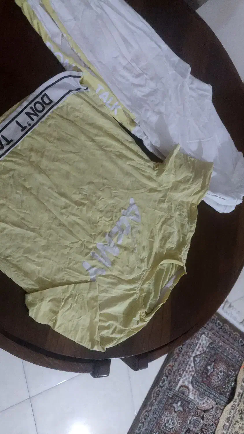 لباس دخترانه|لباس|شیروان (خراسان), |دیوار