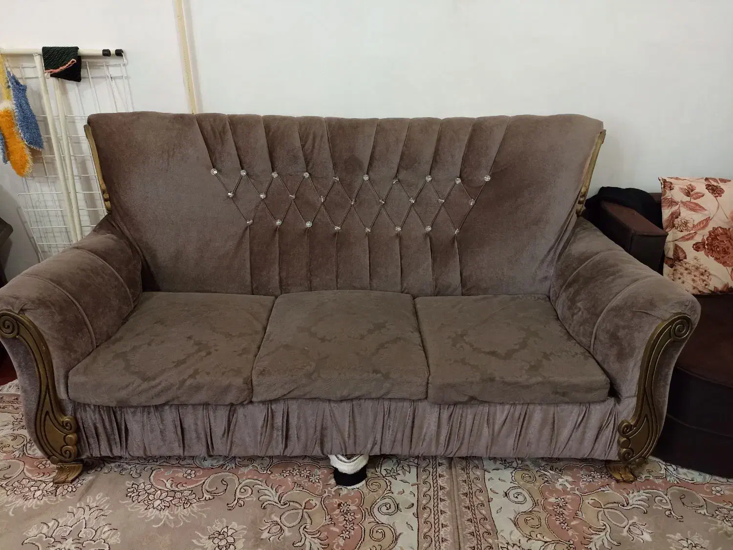 مبل ۷ نفره راحتی|مبلمان خانگی و میز عسلی|خلخال, |دیوار