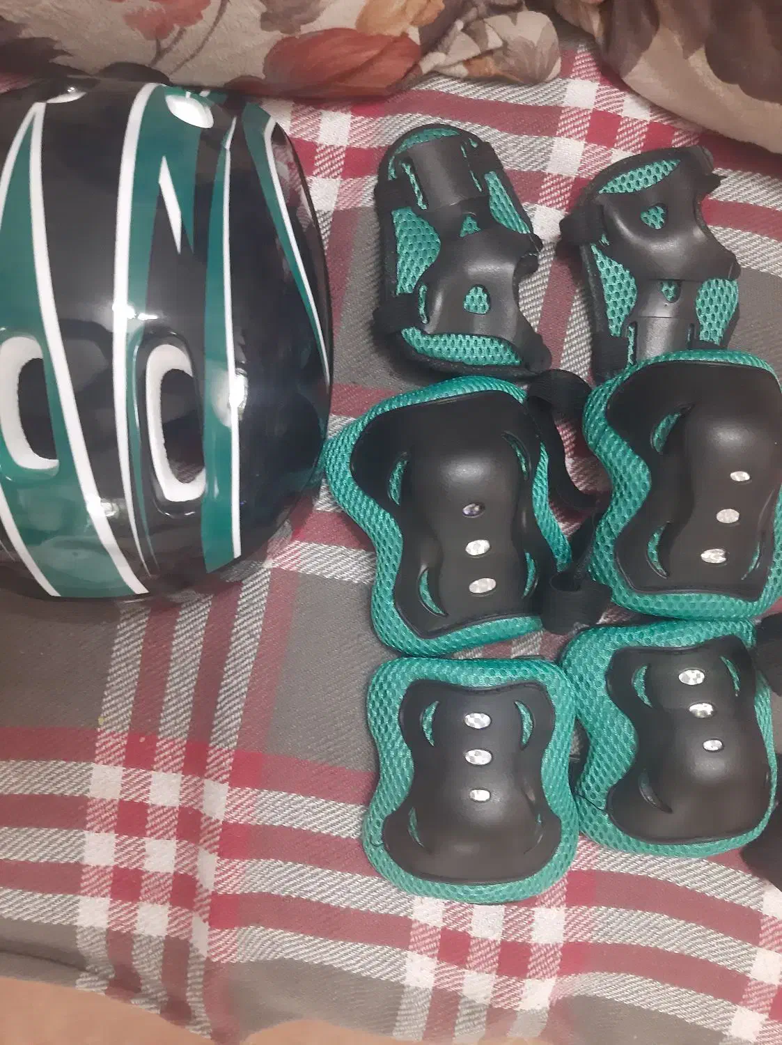 اسکیت درحد نو|دوچرخه، اسکیت، اسکوتر|تیران, |دیوار