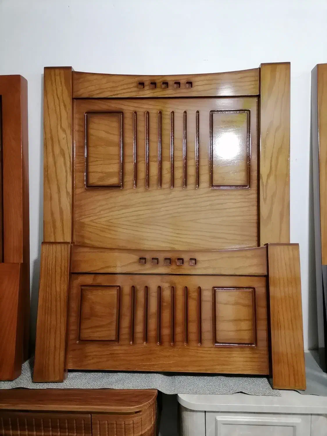 تخت خواب یک نفره|تخت و سرویس خواب|سبزوار, مدرس|دیوار