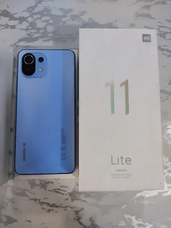 شیایومی mi 11 lite 5g درحد حافظه 128 رام 8|موبایل|تهران, کیانشهر|دیوار