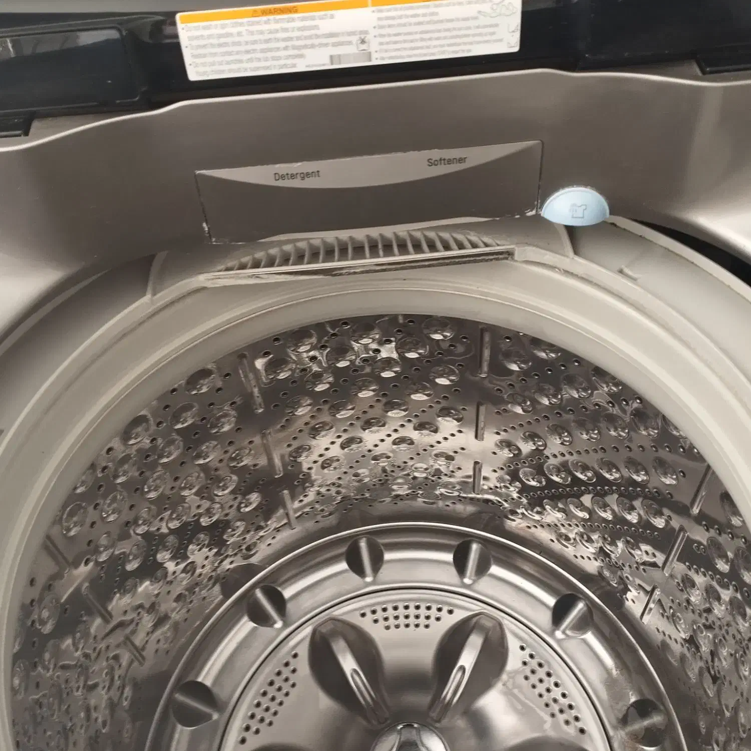 فروش لباسشویی ال جی ۱۳کیلویی اینورتردار دیاموند|ماشین لباسشویی و خشک‌کن لباس|صدرا-فارس, فاز ۲|دیوار