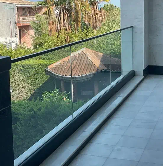 اجرای انواع نرده شیشه ای|مصالح و تجهیزات ساختمان|قم, شهرک سازمان آب|دیوار