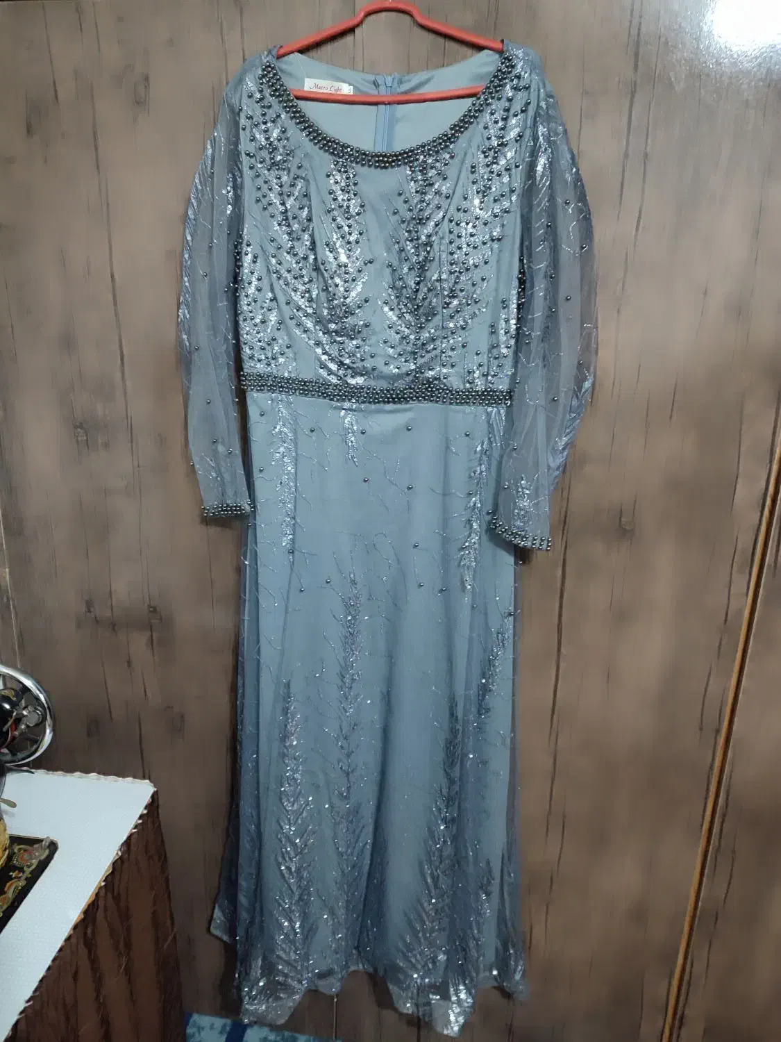 پیراهن بلند|لباس|خمام, |دیوار