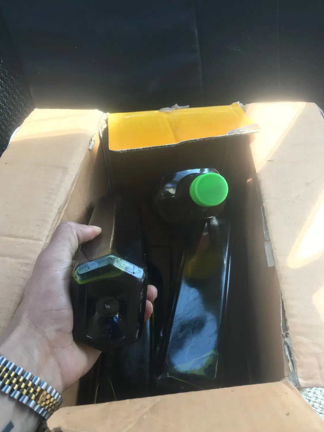 زیتون و روغن زیتون طارم|خوردنی و آشامیدنی|رشت, چله خانه|دیوار