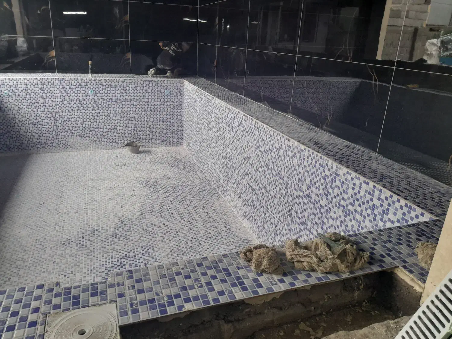 ساخت استخرصفرتاصد|خدمات پیشه و مهارت|رشت, منظریه|دیوار