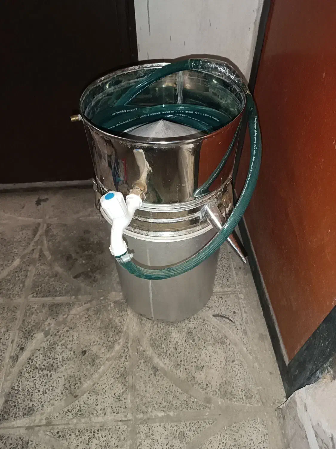 دستگاه گلاب گیری|ظروف پخت‌وپز|ماهدشت, |دیوار