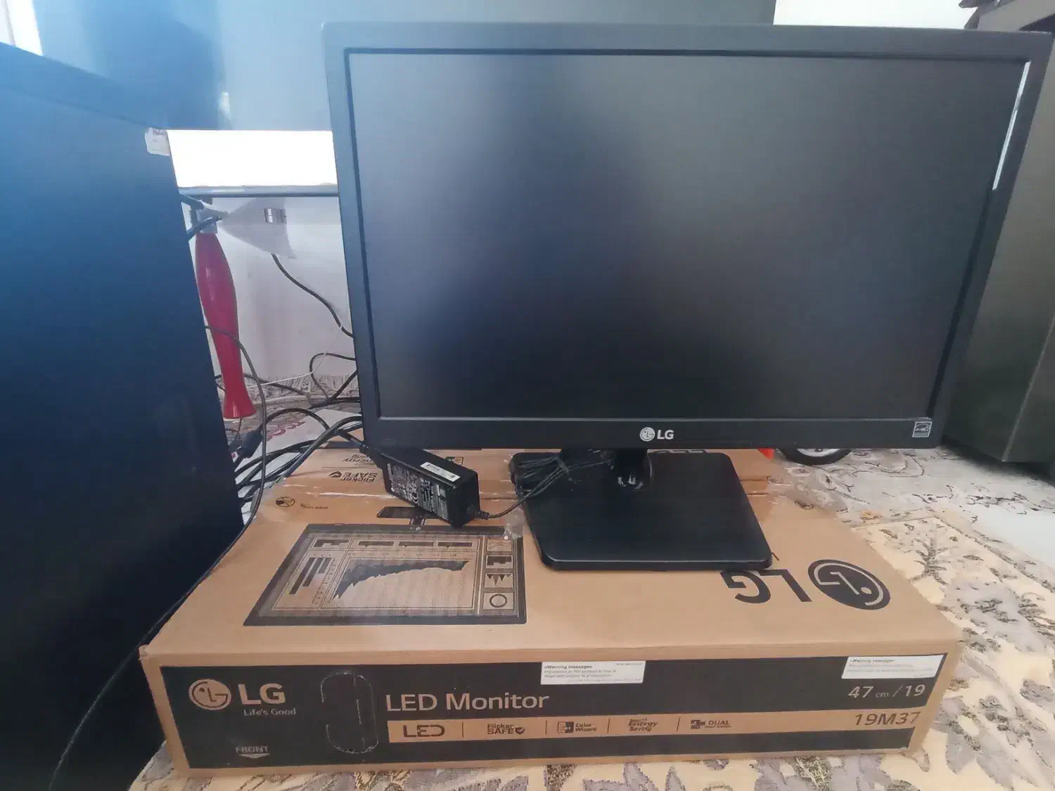 مانیتور 19 اینچ|قطعات و لوازم جانبی رایانه|سنندج, |دیوار