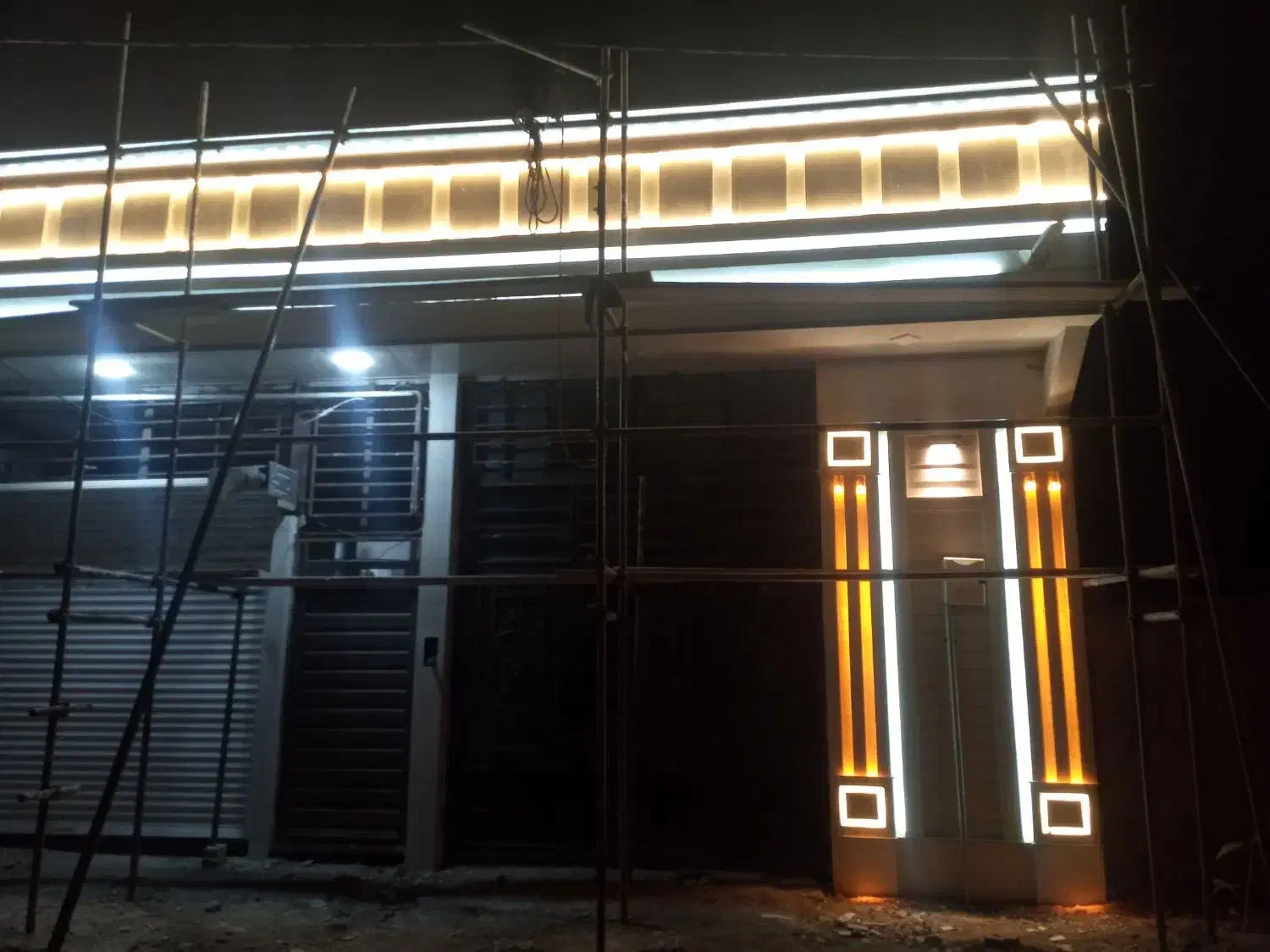 نمای  ساده و رومی،سنگ کاری،کاشی و موزاییک کاری|خدمات پیشه و مهارت|قیدار, |دیوار