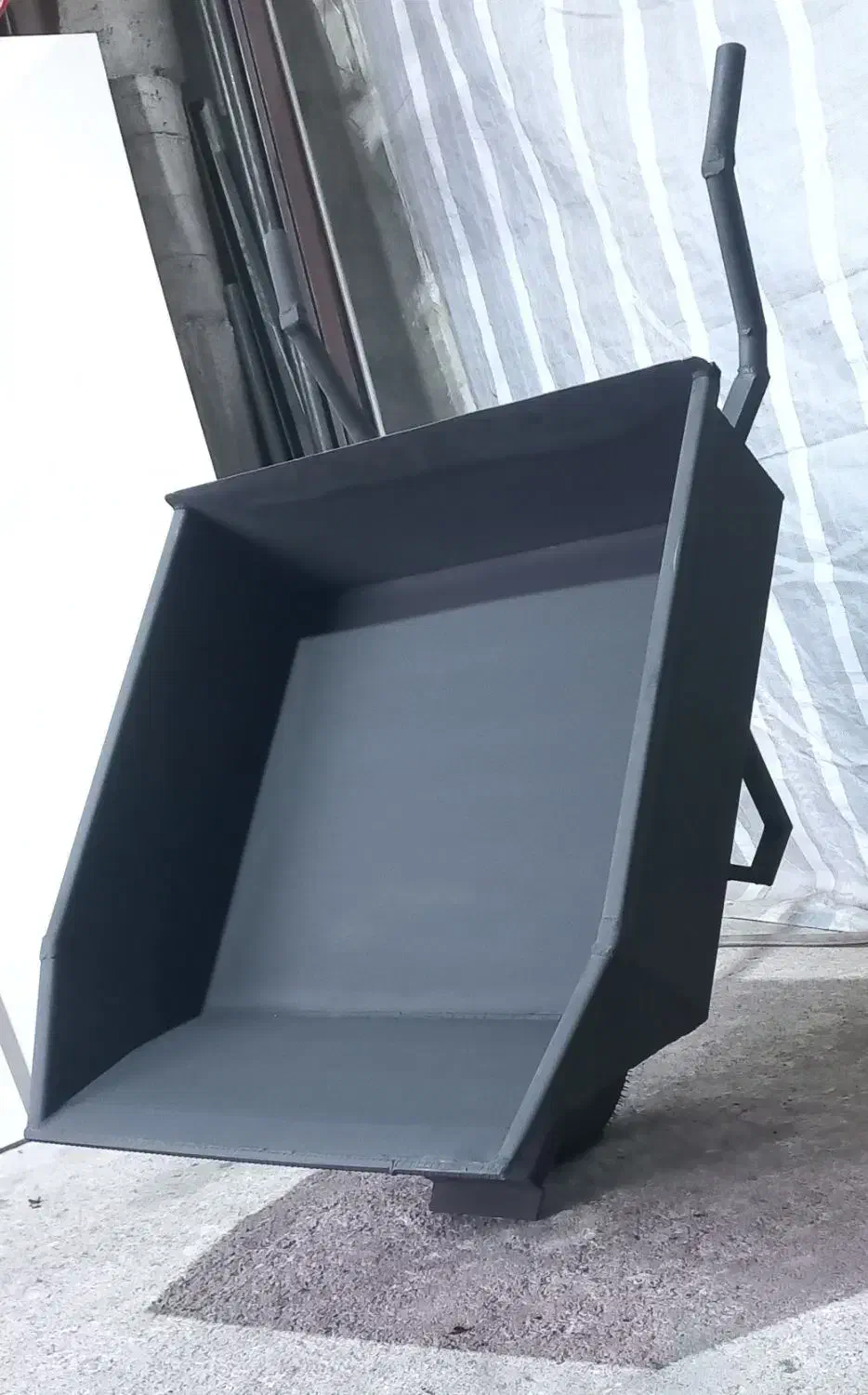 فرغون پروفیلی بزرگ مخصوص دامداری،کشاوزی و بلوک زنی|ابزارآلات|ایواوغلی, |دیوار