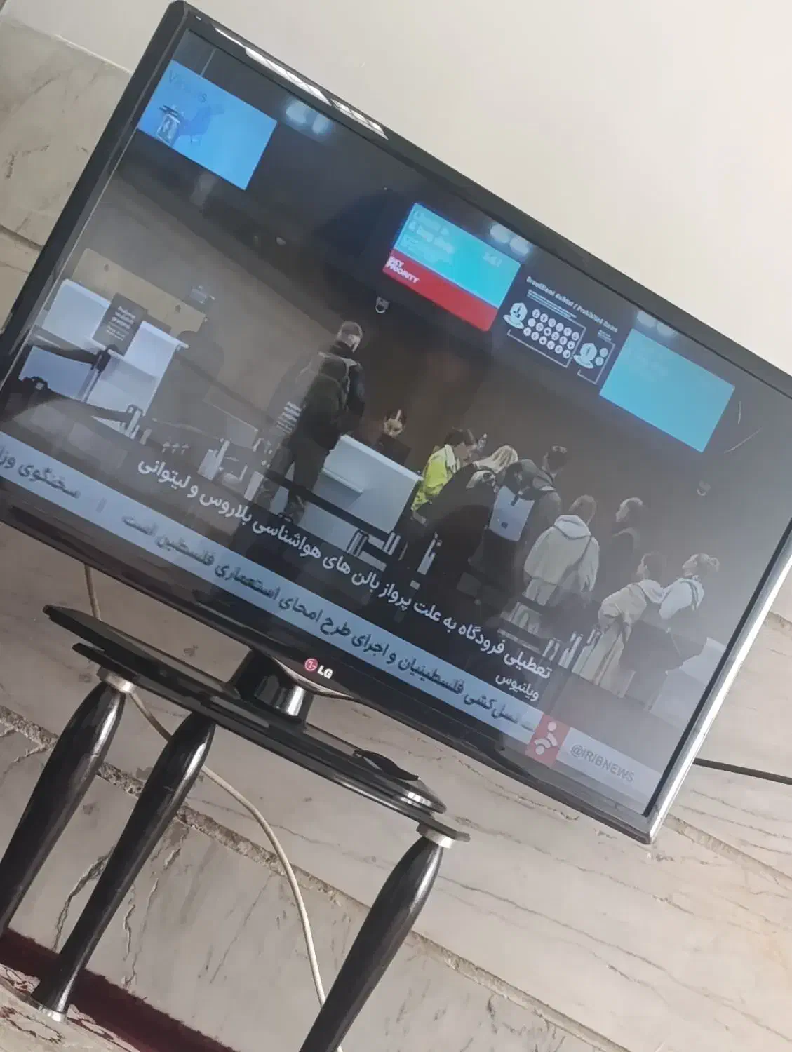 تلویزیون|تلویزیون و پروژکتور|قرچک, زیبا شهر|دیوار