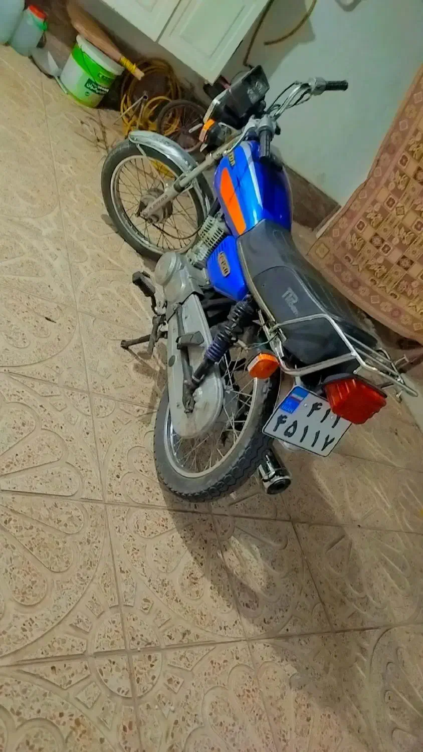 موتور ۱۲۵ مدل ۸۸ دارای بیمه فنی بشرط|موتورسیکلت|تبریز, |دیوار