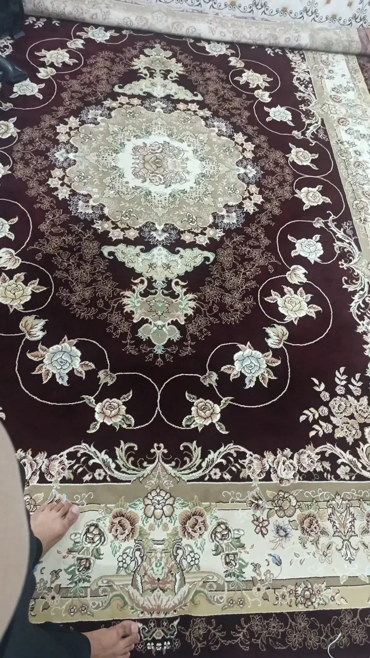 یک فرش 9متری و یک فرش 6متری|فرش|دورود, |دیوار