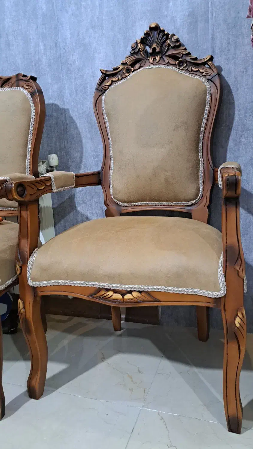 مبل استیل نه نفره در حد نو به همراه میز جلو مبلی|مبلمان خانگی و میز عسلی|تهران, مجیدیه|دیوار