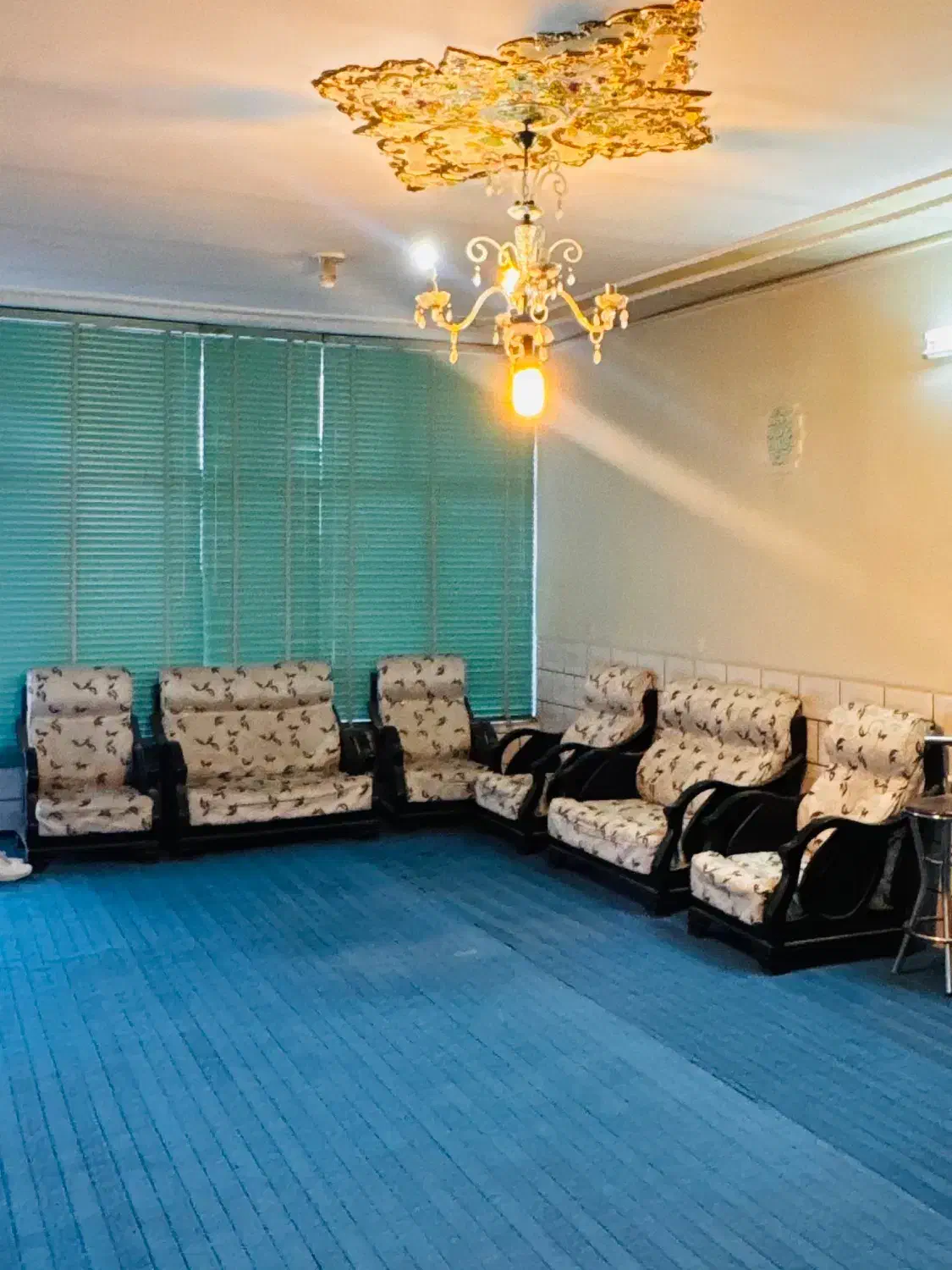 مبل|مبلمان خانگی و میز عسلی|مبارکه, |دیوار