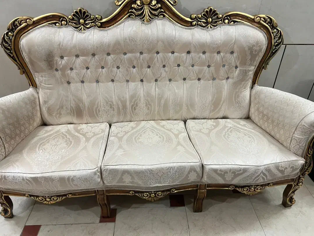 مبل سلطنتی|مبلمان خانگی و میز عسلی|سیرجان, |دیوار