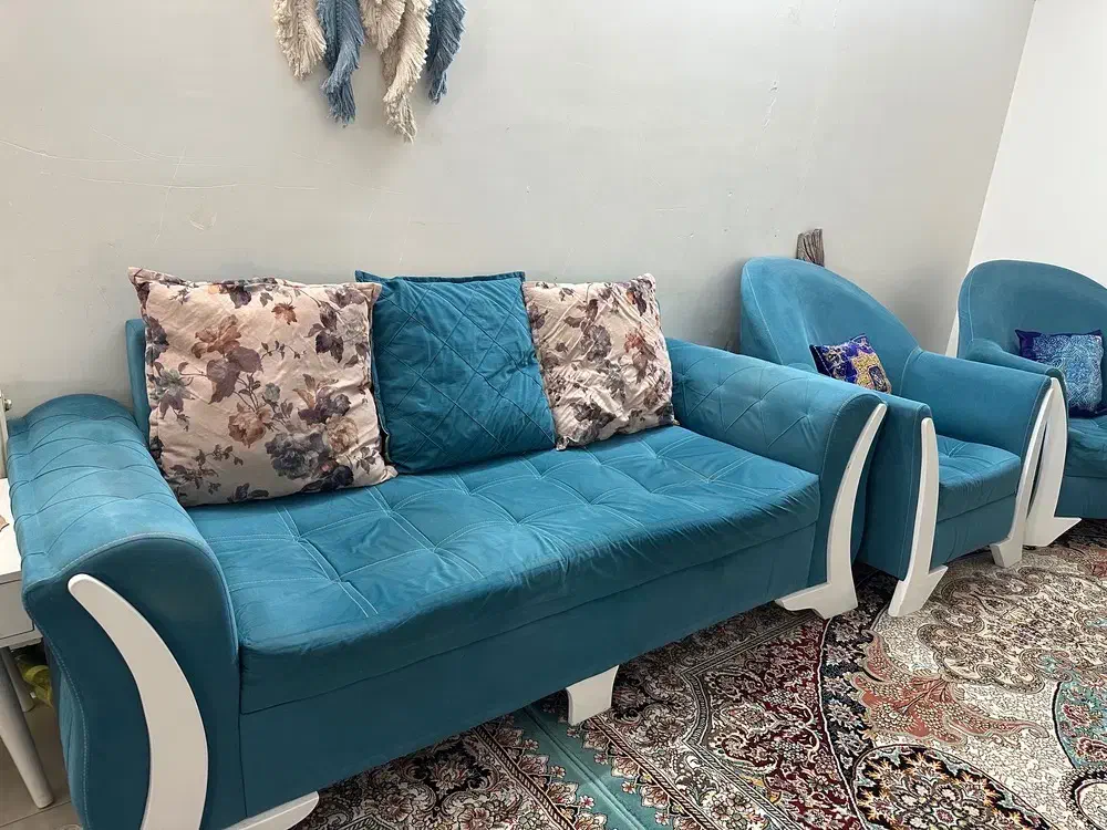 میز|مبلمان خانگی و میز عسلی|نیشابور, گمنام غربی|دیوار