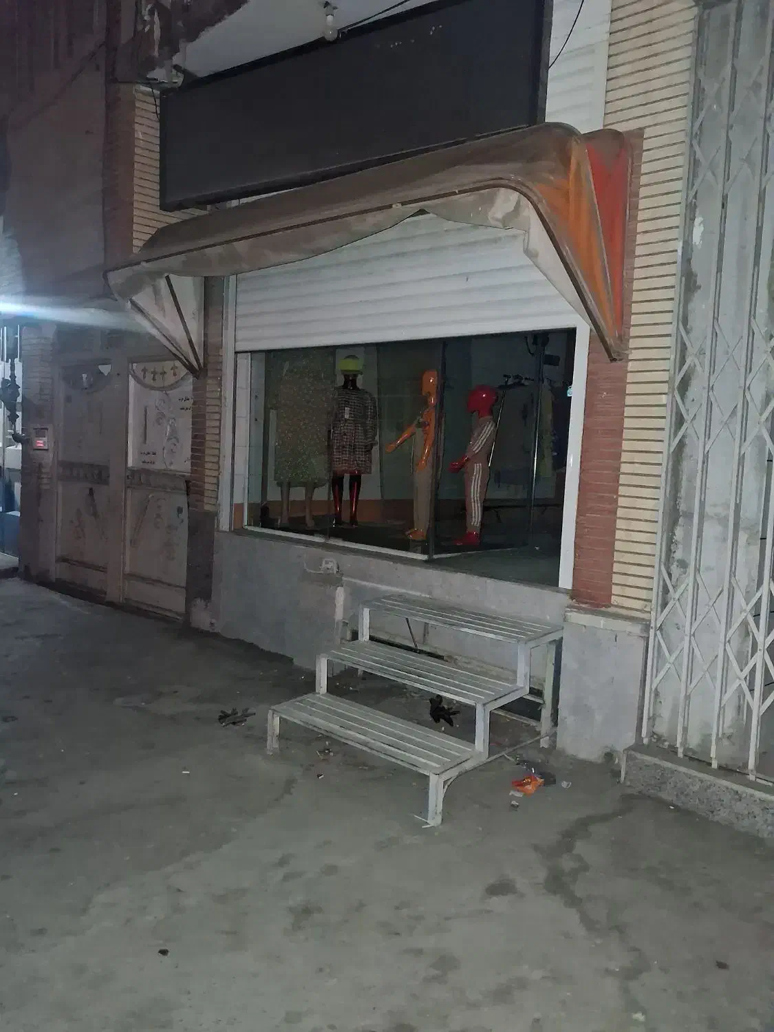 اجاره یک باب مغازه برق سه فاز تولیدی وگاز تولیدی|اجارهٔ مغازه و غرفه|زیباشهر, |دیوار