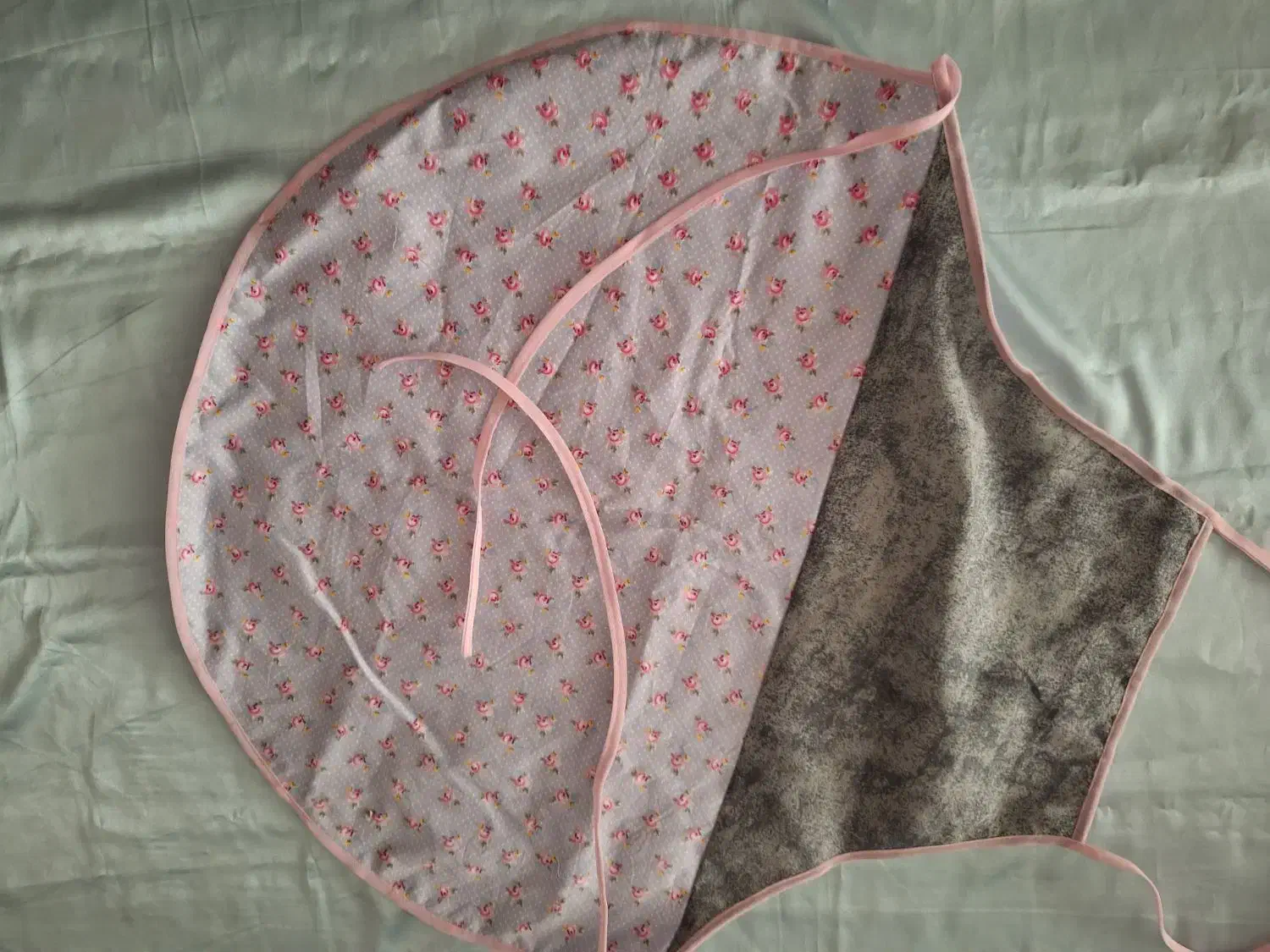 دمکنی|سفره، حوله، دستمال آشپزخانه|کاشان, فاز ۲ ناجی آباد|دیوار