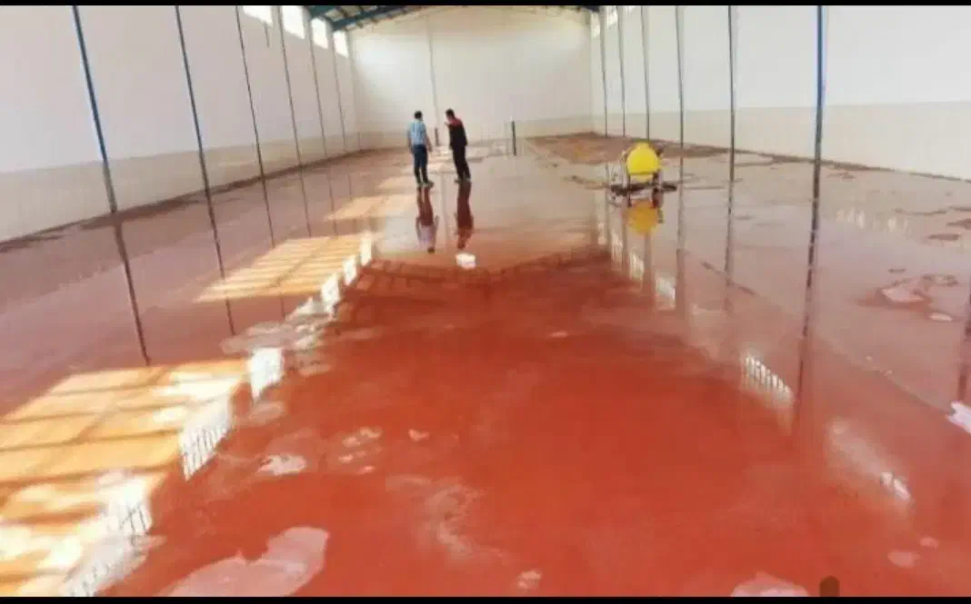 بتن ریزی کف با ابزار پیشرفته|خدمات پیشه و مهارت|رشت, شهرک صنعتی|دیوار