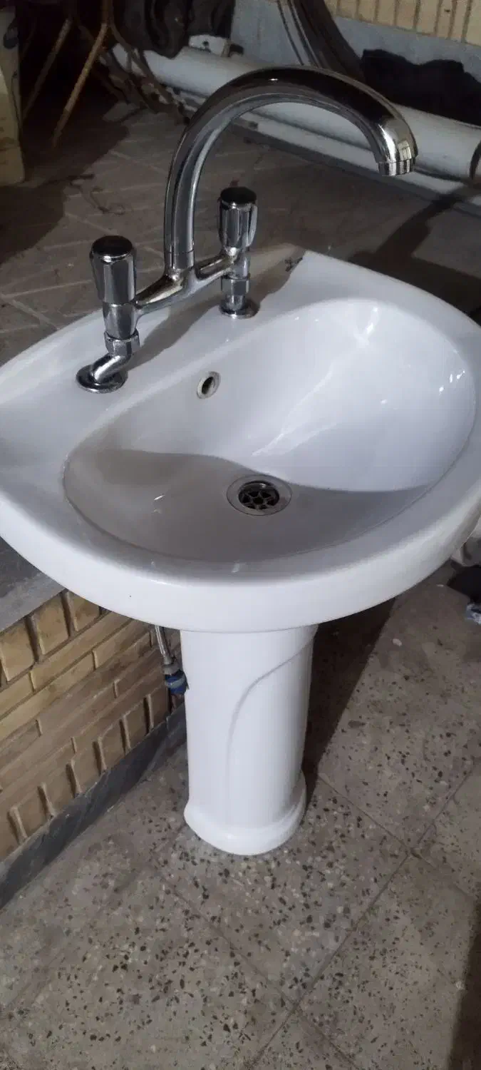 روشویی قدیمی|کلکسیون اشیاء عتیقه|شاهین‌شهر, شهرک ردانی پور|دیوار