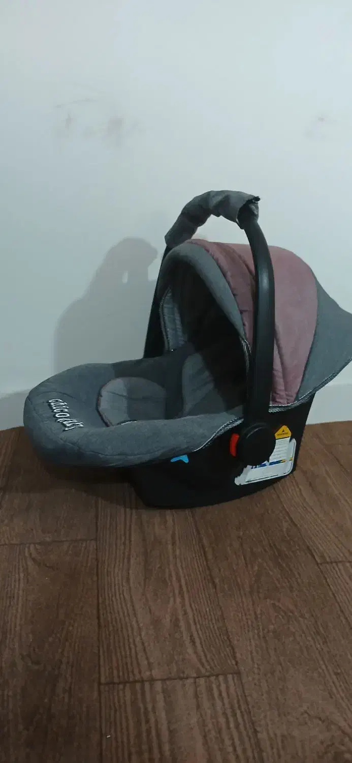 کریر مارک چیکو|کالسکه و لوازم جانبی|اندیشه, اندیشه فاز ۴|دیوار