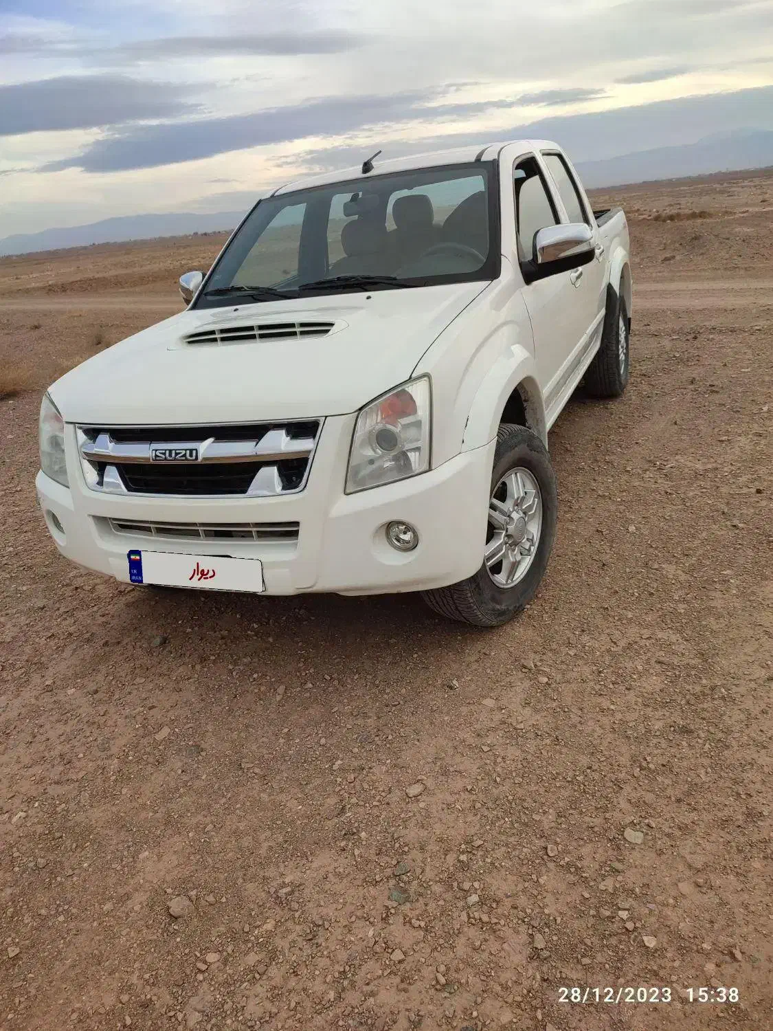 وانت دوکابین ایسوزو دیمکس|خودرو سواری و وانت|هلالی, |دیوار