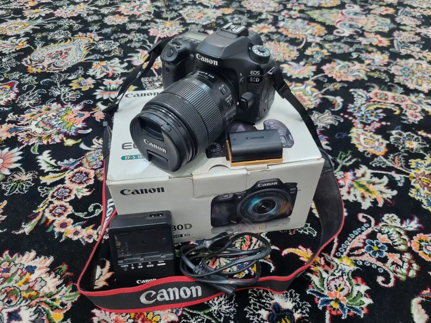 دوربین 80d کنون ۸۰دی لنز ۱۸/۱۳۵ usm بسیار تمیز|دوربین عکاسی و فیلمبرداری|قم, چهل درخت|دیوار