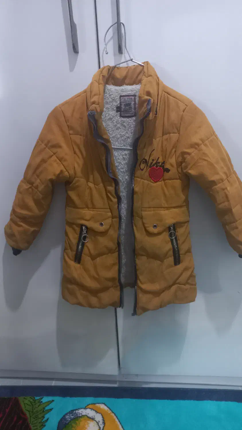 کاپشن وپیراهن دخترانه|کفش و لباس بچه|بابل, |دیوار