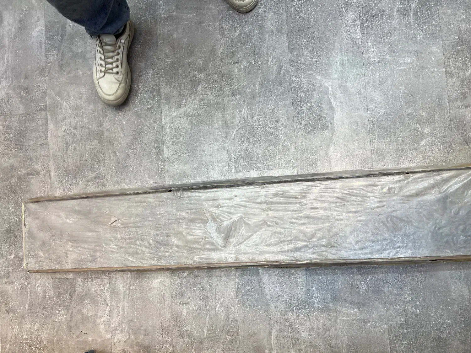 پارکت پلمب رنگ طوسی|مصالح و تجهیزات ساختمان|درگهان, |دیوار