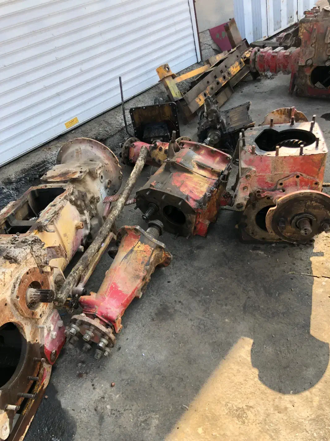 لوازم استوک تراکتور بی ام ولوو|خودرو سنگین|قائم‌شهر, |دیوار