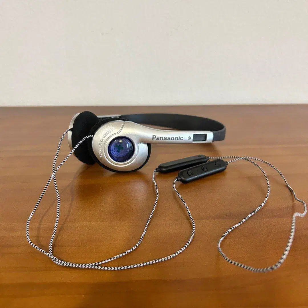 هدست بلوتوثی پاناسونیک Y2K Headset|پخشکننده همراه|شاهینشهر, شهرک میلاد|دیوار