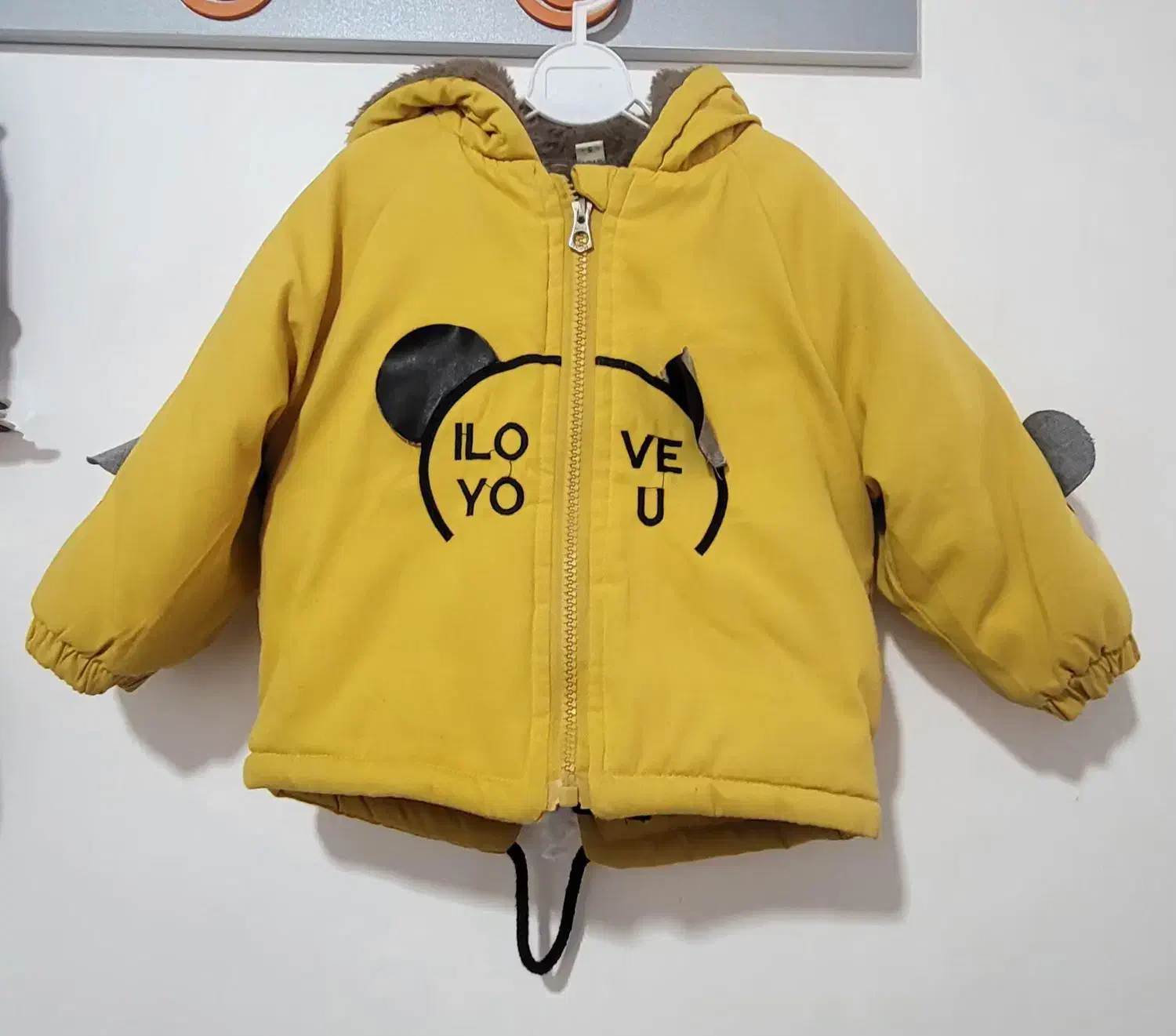 کاپشن خارجی|کفش و لباس بچه|دامغان, |دیوار