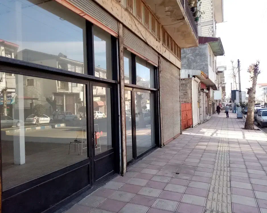 مغازه ۹۵ متری بزرگ بر اصلی سردار جنگل|اجارهٔ مغازه و غرفه|رضوانشهر, |دیوار